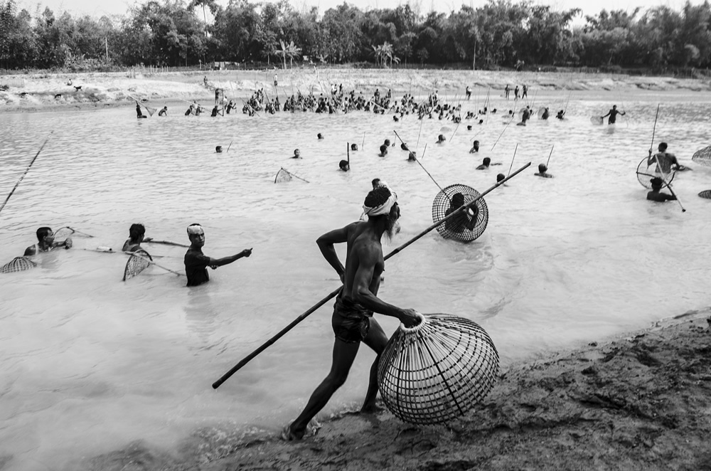 Polo Bawa: Traditional Fishing Festival in Bangladesh by Ayman Nakib