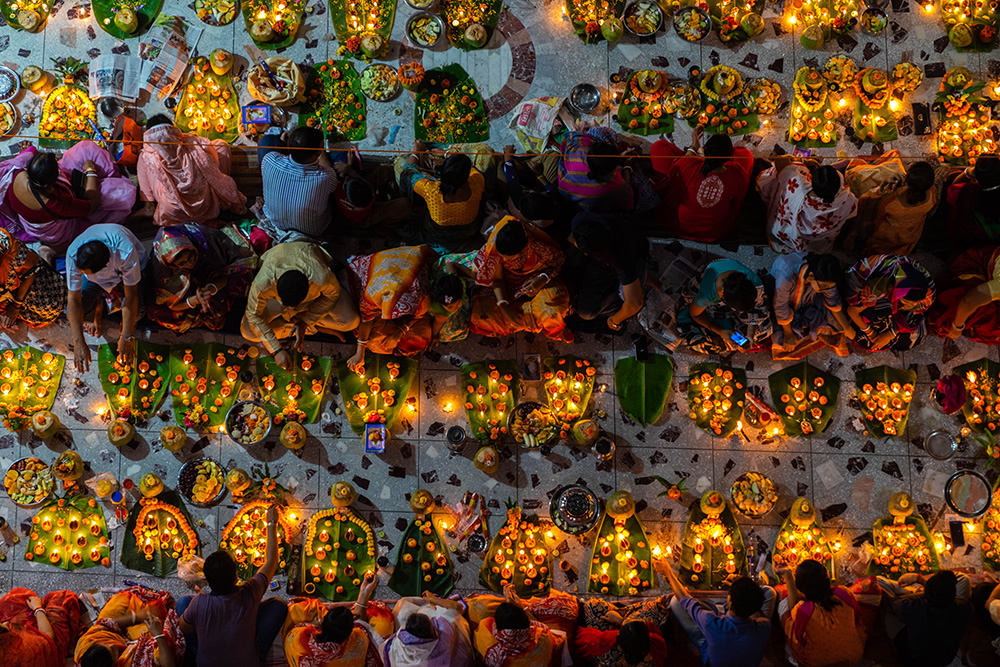 The Light of the Souls: Rakher Upobash by Md.Arifuzzaman