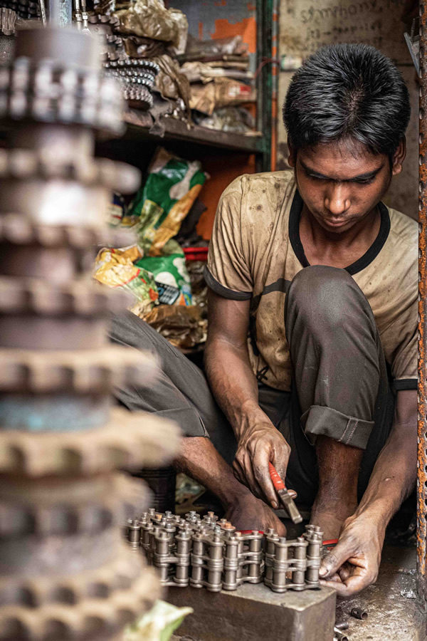 Dhaka Dockyard: Tale of a Slagged Land in the City by Saiful Islam