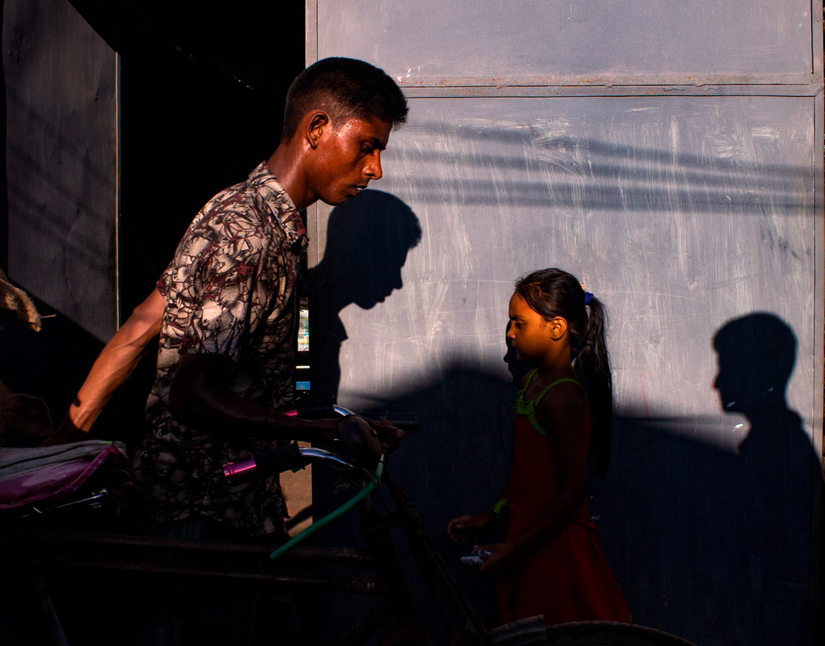 Beautiful Light & Shadows In Streets By Ab Rashid