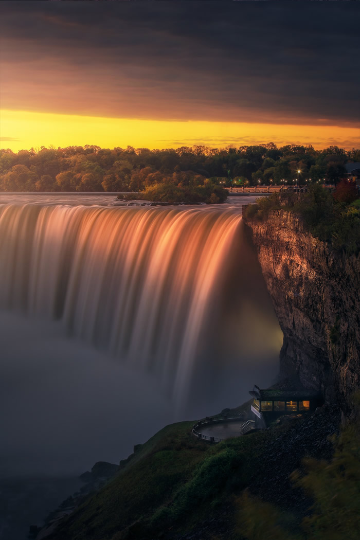 Niagara Falls In Winter: Beautiful Landscapes By Kai Yan