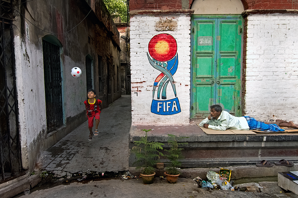 Street Wall Art From Kolkata: Photo Series By Shibasish Saha