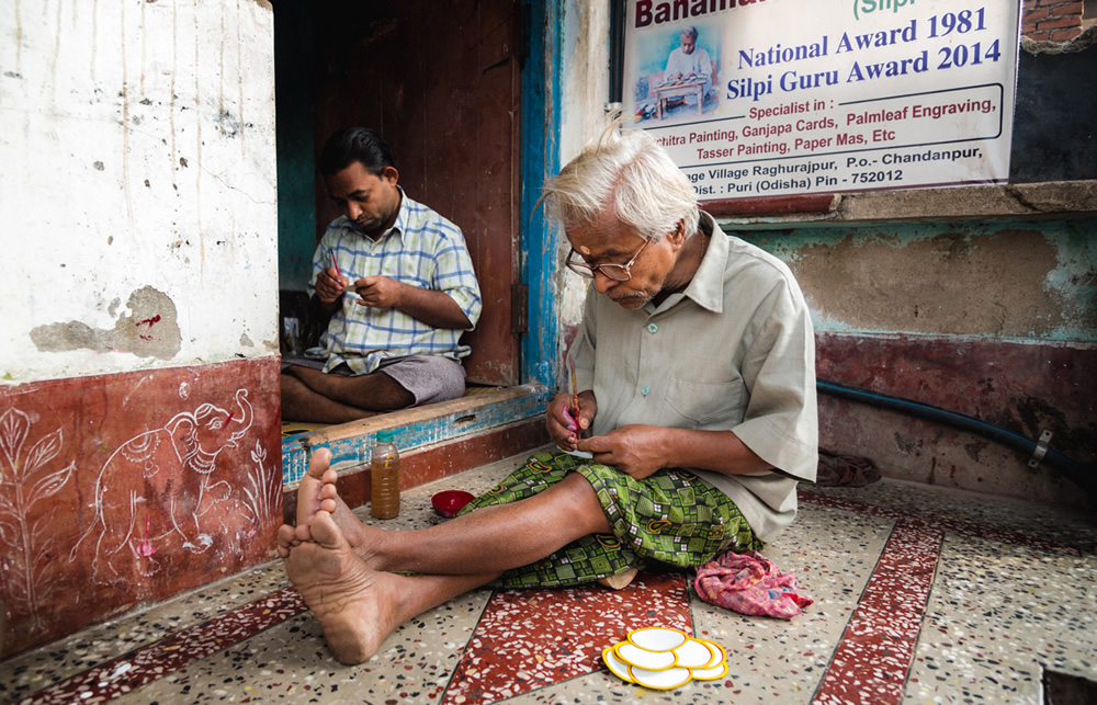 Artistic Village Of Odisha: Raghurajpur By Attraya Das