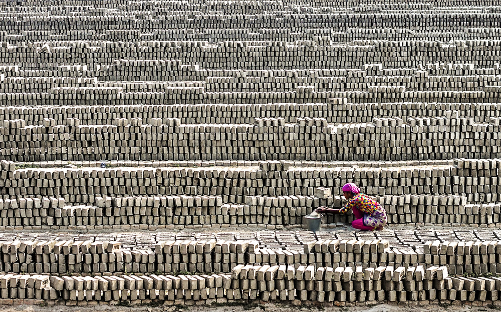 Colorless Lives Around The Brick Factories: Photo Story By Ehsanul Siddiq Aranya