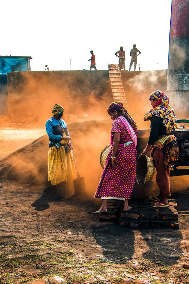 Colorless Lives Around The Brick Factories: Photo Story By Ehsanul Siddiq Aranya