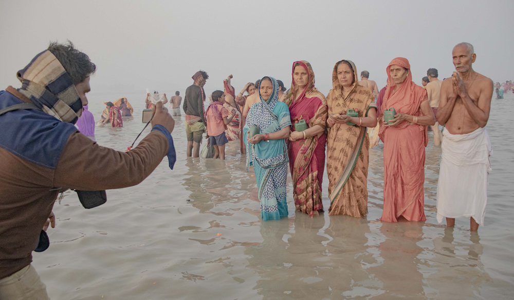 Life And Livings Of Gangasagar Fair By Anaranya Basu