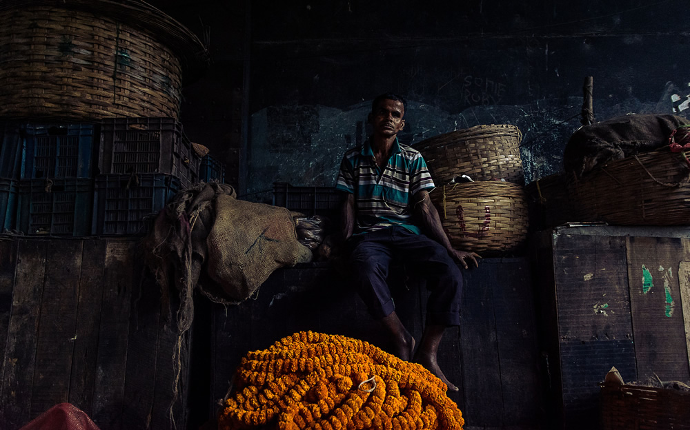 Life Around The Ghats Of Howrah By Pritam Sen