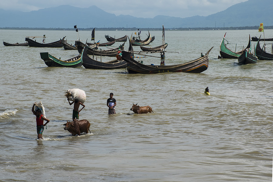 Rohingya Exodus: Photo Series By Moin Chowdhury