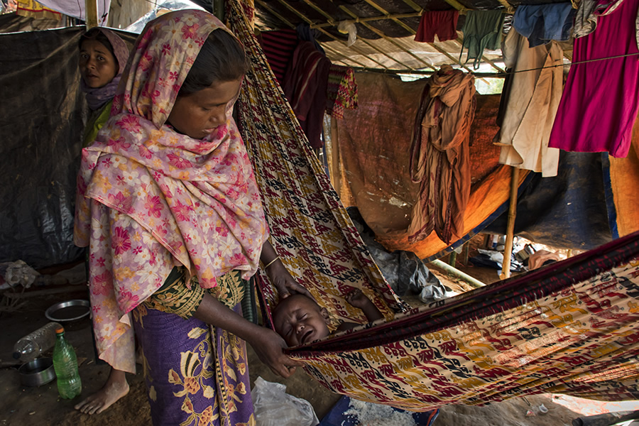 Rohingya Exodus: Photo Series By Moin Chowdhury