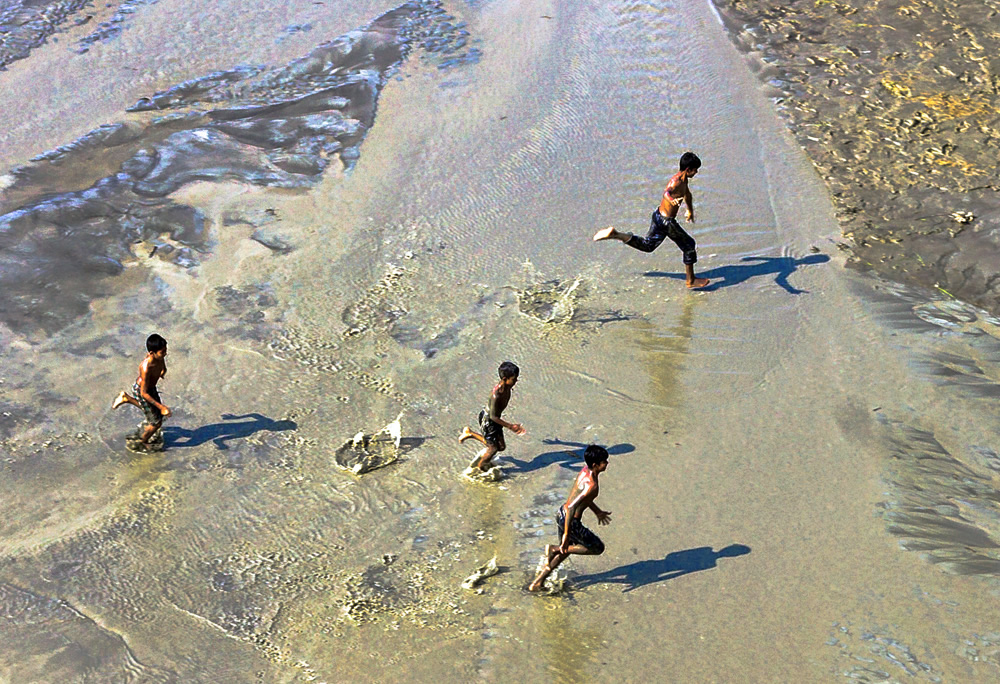 Colorful Childhood Of Bangladeshi Children By Ehsanul Siddiq Aranya