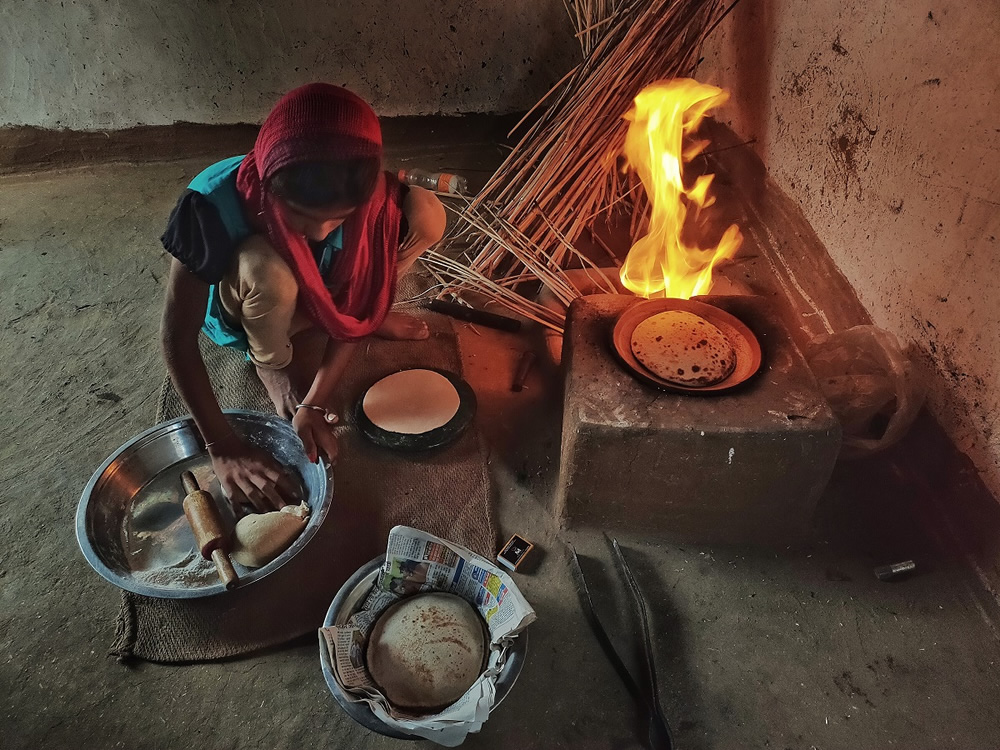 Life Of MGNREGA Workers During Pandemic By Sunil Khandal