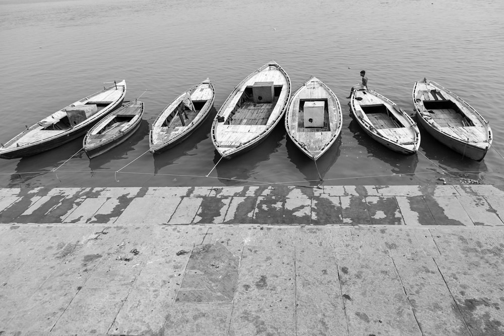 Ghats Of Varanasi: Photo Series By Mahesh Balasubramanian