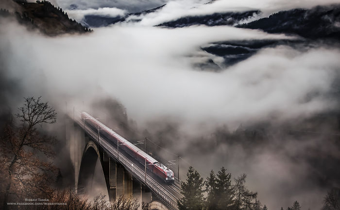 Tamas Rizsavi Beautiful Train Photographs In Exciting Places