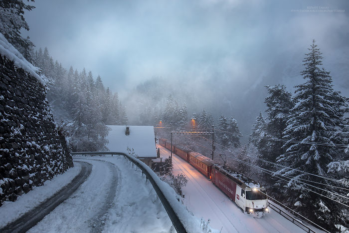 Tamas Rizsavi Beautiful Train Photographs In Exciting Places