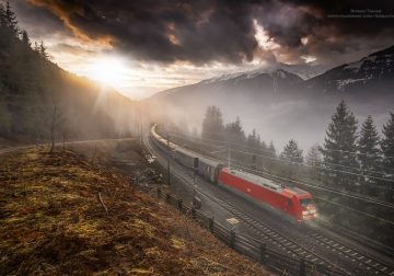 Beautiful Train Photographs In Exciting Places