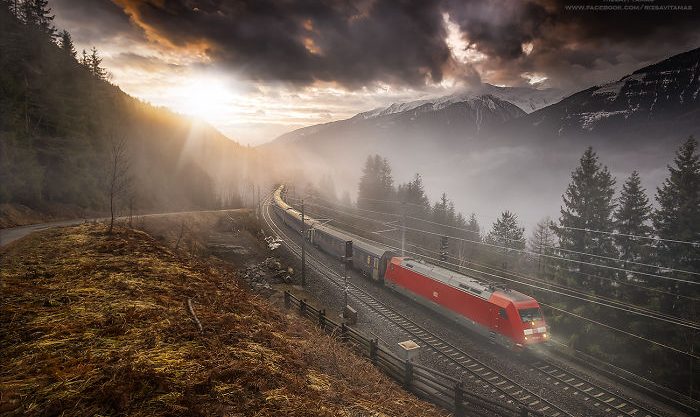 Beautiful Train Photographs In Exciting Places
