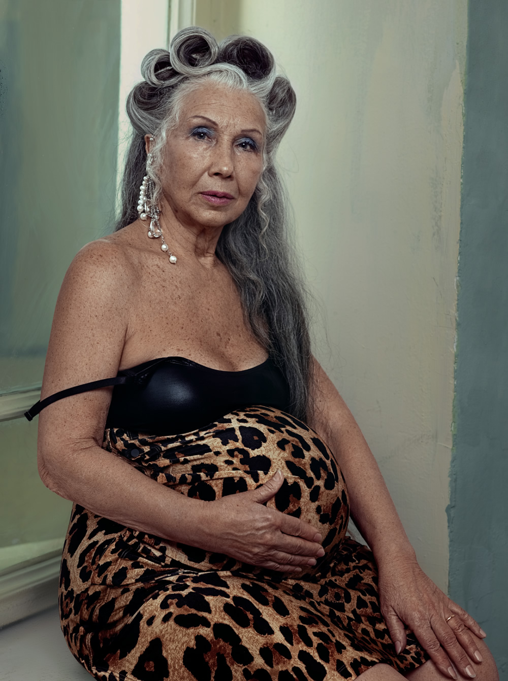 GRANDmothers: Society’s Pressure On Women To Become Mothers A Project By Anna Radchenko