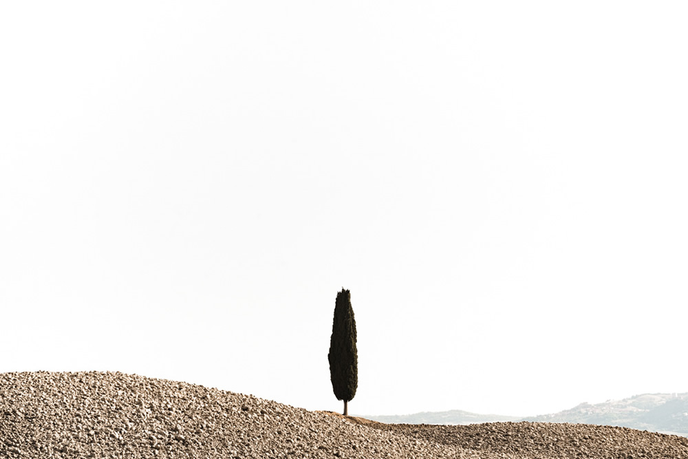 The Italian Desert: Minimalistic Tuscan Landscapes By Roland Kramer