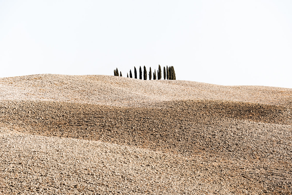 The Italian Desert: Minimalistic Tuscan Landscapes By Roland Kramer