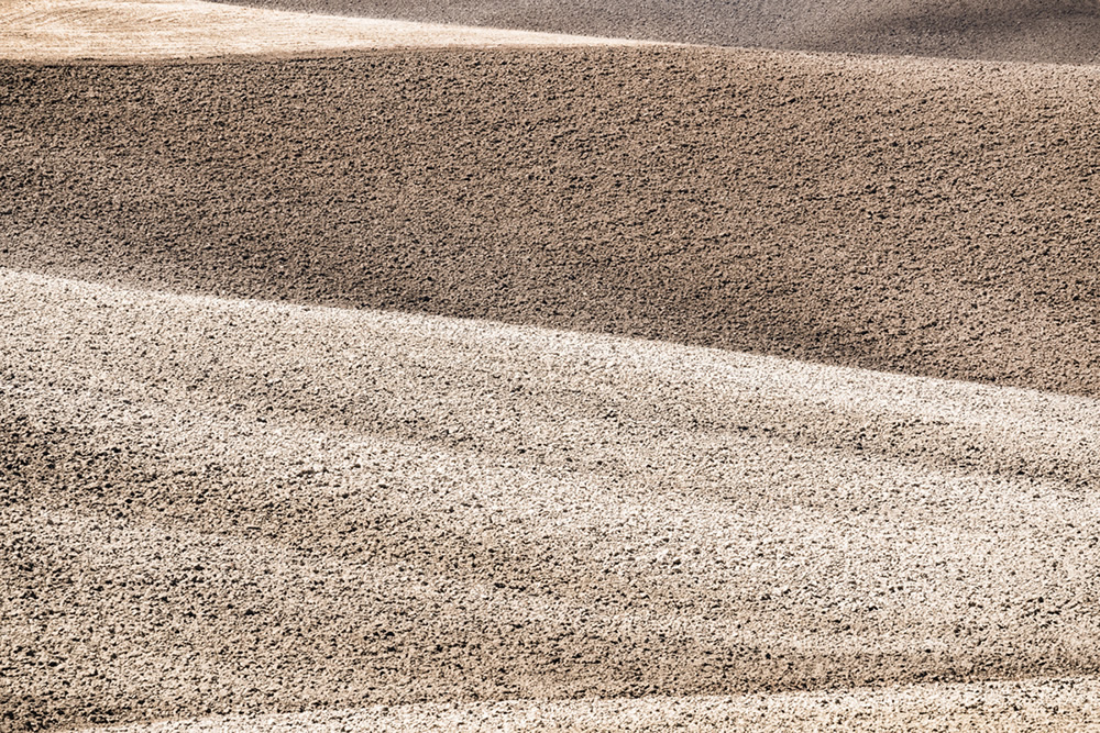 The Italian Desert: Minimalistic Tuscan Landscapes By Roland Kramer