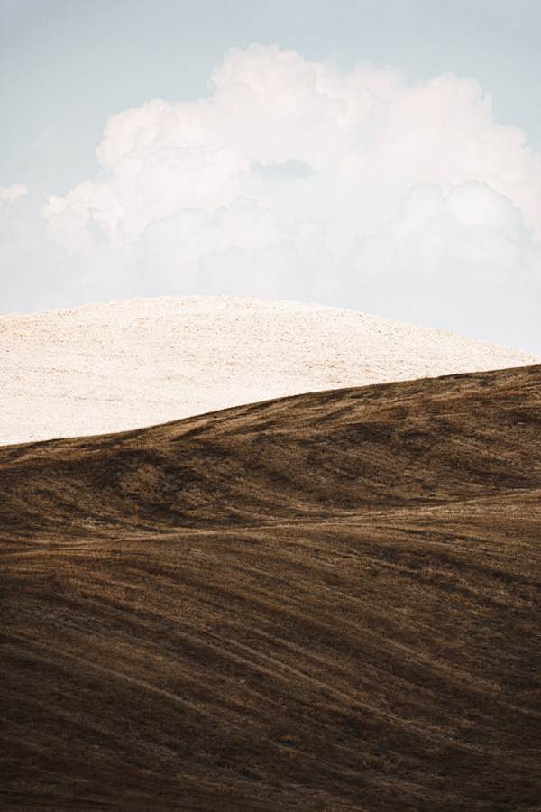The Italian Desert: Minimalistic Tuscan Landscapes By Roland Kramer