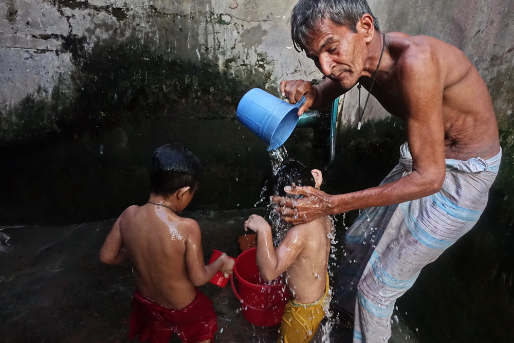 Life In Bihari Camp Dhaka, Bangladesh By Saiful Amin Kazal