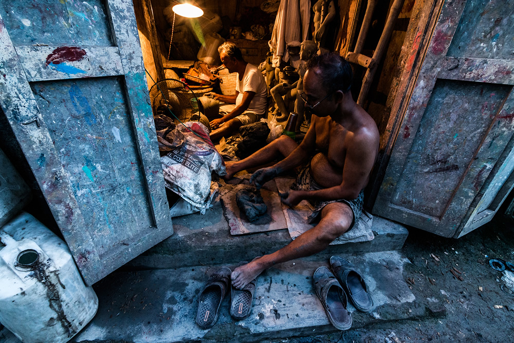 Kumartuli: Where Humans Create Gods By Avishek Majumder