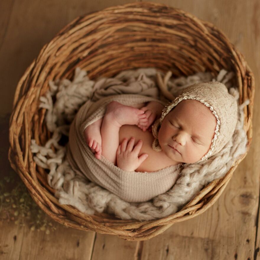 13 Gorgeous Photos Of Newborn Babies By Bethany Hope