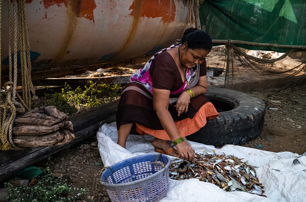 Urban Village - Mumbai: Photo Series By Ulka Chauhan