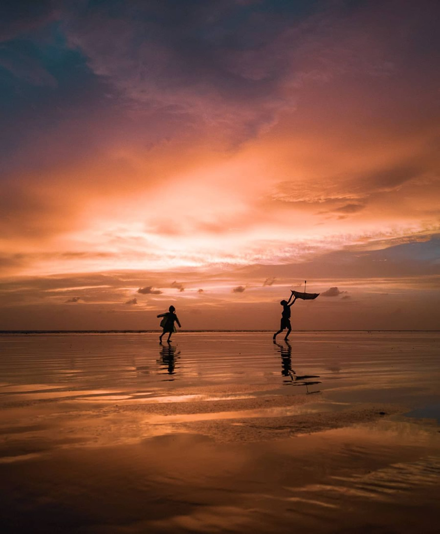 An Hour Of The Solace: Beautiful Silhouette Photography By Brijal Manohar Raut