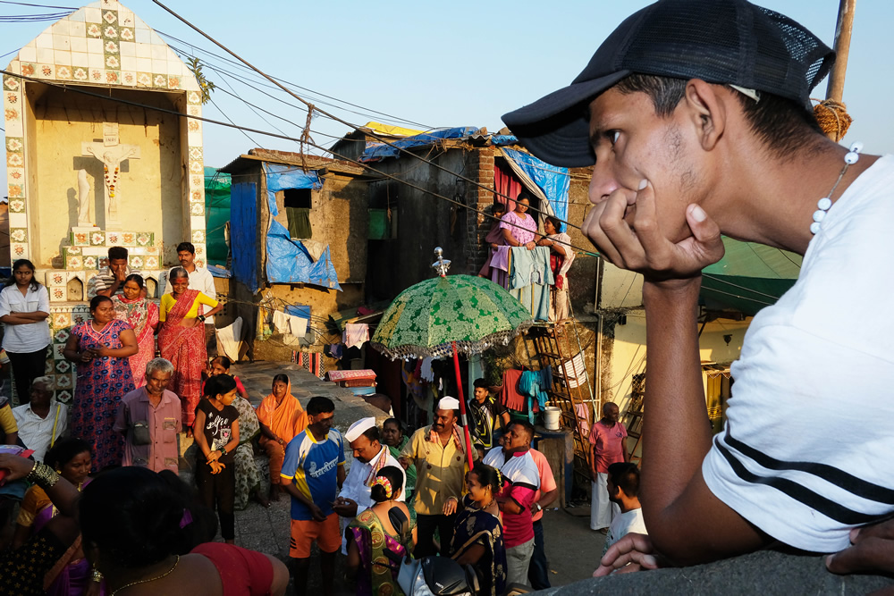 Organised Chaos: Street Photography Series By Sashi Das