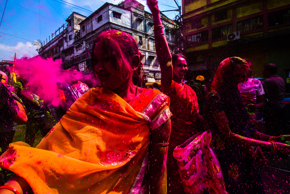 Holi A Kolkata Experience Colorful Photo Series By Shubhayu Dasgupta