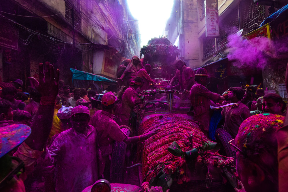 Holi A Kolkata Experience Colorful Photo Series By Shubhayu Dasgupta