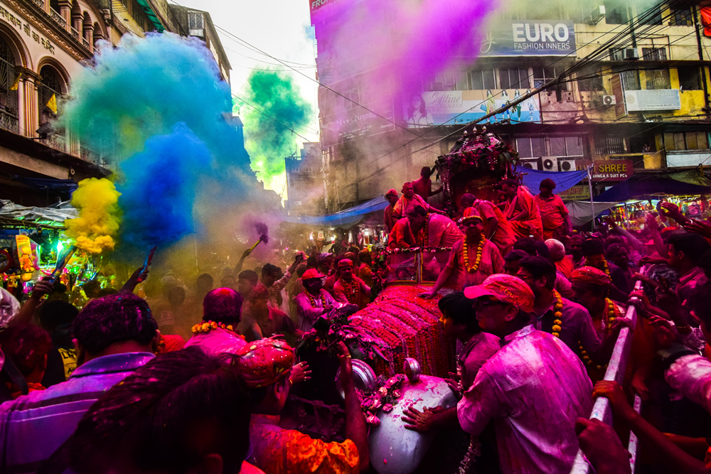 Holi A Kolkata Experience Colorful Photo Series By Shubhayu Dasgupta