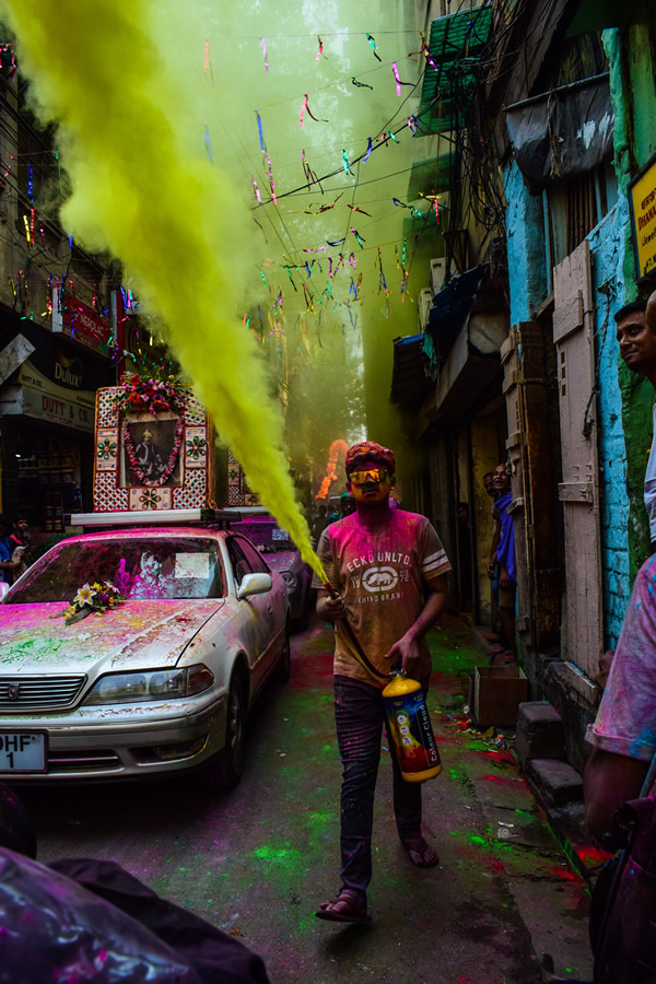 Holi - A Kolkata Experience: Colorful Photo Series By Shubhayu Dasgupta