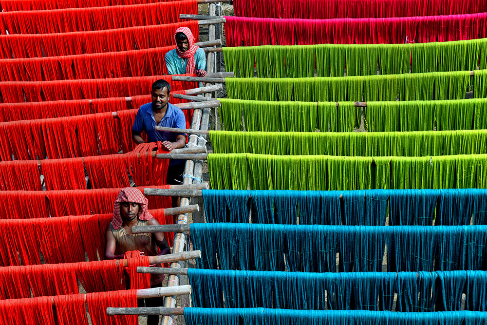 Processing Of Saree From Raw Yarn: Photo Series By Shaibal Nandi