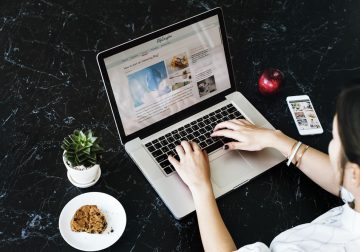 How The Right Text Content Boosts Your Photoblog