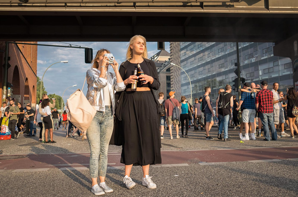 Ganz Berlin Ist Eine Wolke: Photography Book By Enrico Markus Essl