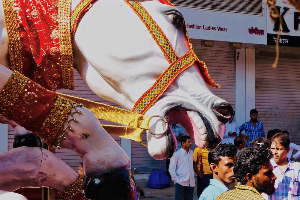 GudiPadwa: Shobha Yatra, Giragon, Mumbai By Sanjoy Banerjee