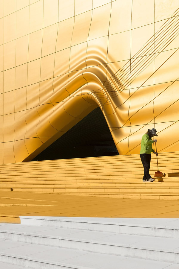 Urban Geometry: Amazing Architecture Photography Of Seoul By Andrés Gallardo Albajar