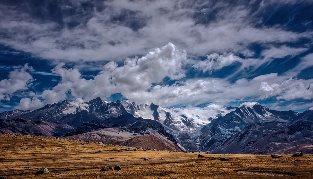 To Cairoma Along The Kimsa Cruz Cordillera By Javier Molina