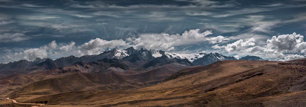 To Cairoma Along The Kimsa Cruz Cordillera By Javier Molina