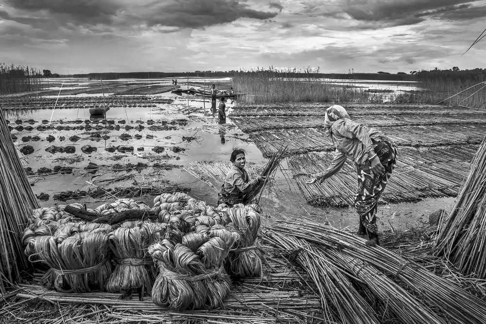 When The Monsoon Comes: Photo Series By Tuhin Biswas 