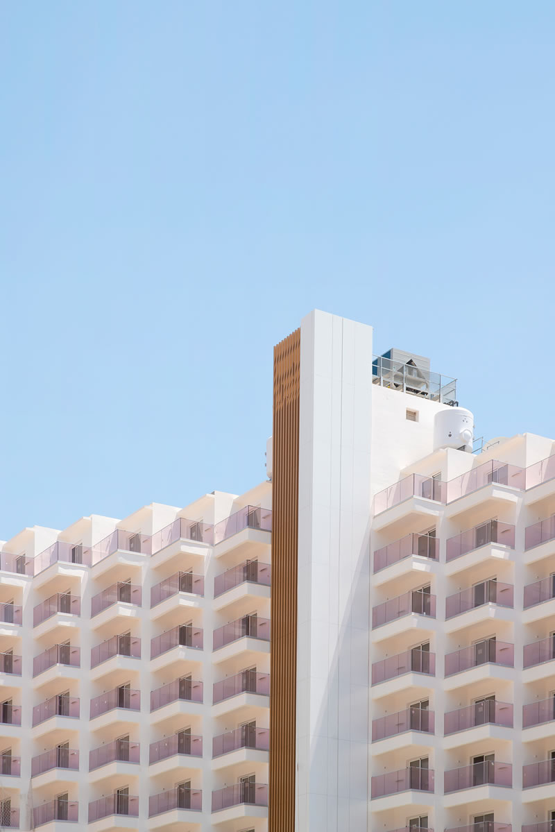 Break Time In Benidorm, Spain: Architecture Photography By Andres Gallardo Albajar