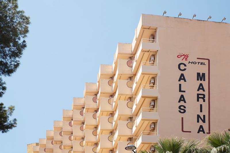 Break Time In Benidorm, Spain: Architecture Photography By Andres Gallardo Albajar