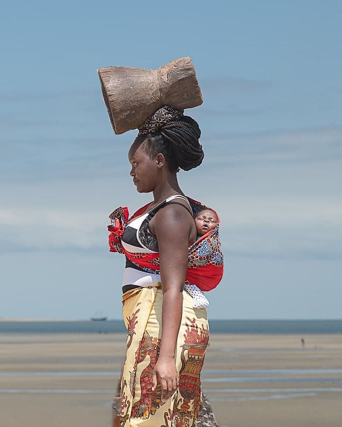 Everyday Life And Hardships Of Mozambican People By Gregory Escande