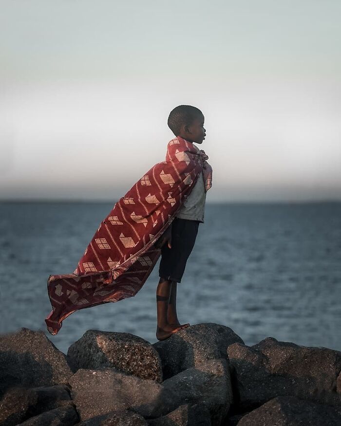 Everyday Life And Hardships Of Mozambican People By Gregory Escande