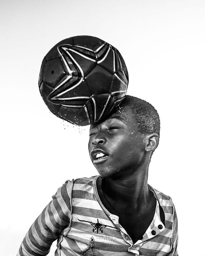 Everyday Life And Hardships Of Mozambican People By Gregory Escande