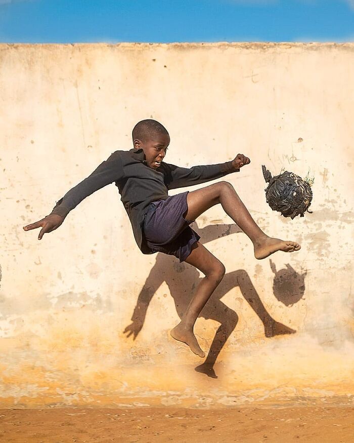 Everyday Life And Hardships Of Mozambican People By Gregory Escande