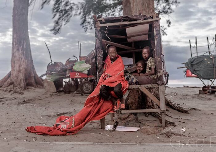 Everyday Life And Hardships Of Mozambican People By Gregory Escande